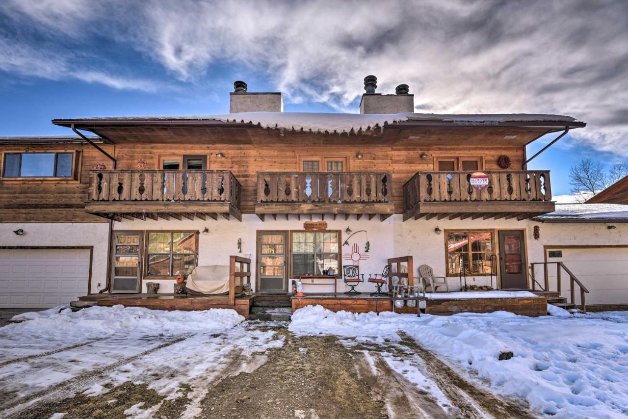 Downtown Red River Retreat With Mtn Views And Yard Екстериор снимка